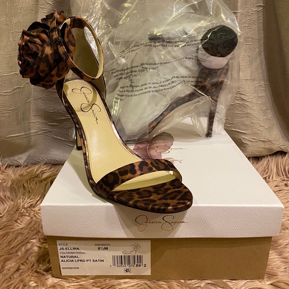 Jessica Simpson Heels - Picture 2 of 5